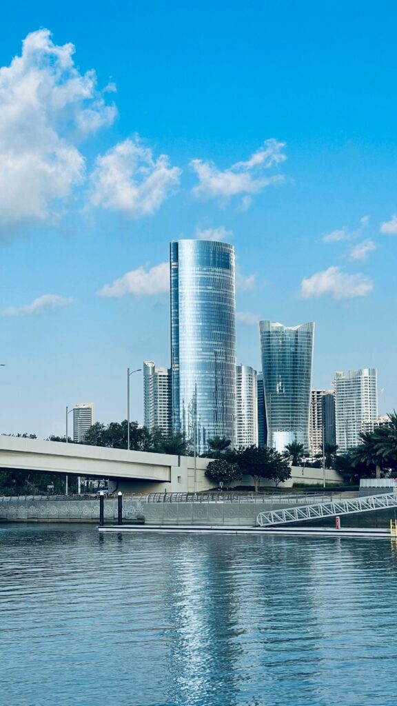 abu dhabi expats evacuation